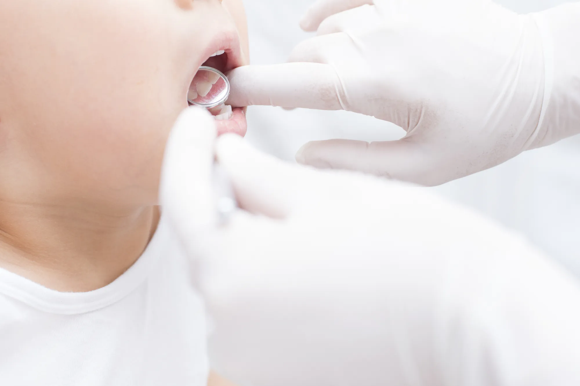 お子様のお口の健康を守り、育てる小児歯科